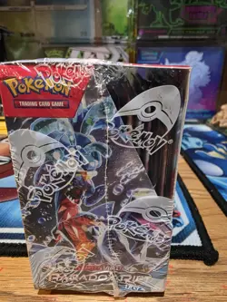 Pokemon Scarlet & Violet - Paradox Rift Booster Box With Acrylic Case 820650863998 - Image 5