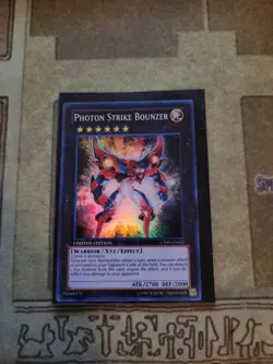 YUGIOH PHOTON STRIKE BOUNZER CT09-EN022 SUPER LIMITED ED NM - Image 1