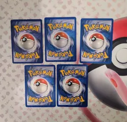 4 Vintage Pokemon Card Lot - (LP-HP) - Image 2