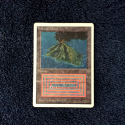 VOLCANIC ISLAND 1993 UNLIMITED EDITION Magic the Gathering - Image 4