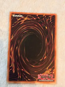 RED-EYES Toon Dragon YU-GI-OH Holo Foil Trading Card SHVI-EN036 LP - Image 2