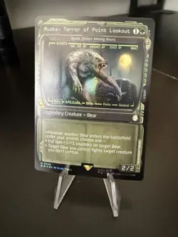 x1 Ruzka, Terror of Point Lookout - Ayula, Queen Among Bears - Foil - Showcase R - Image 1