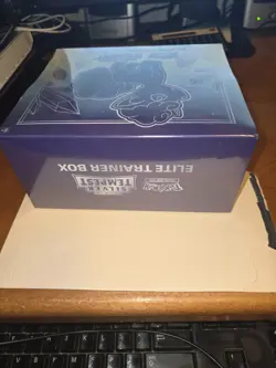 Pokemon Sword & Shield SILVER TEMPEST Elite Trainer Box - Image 2