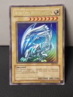 Yugioh! Blue-Eyes White Dragon - SDK-001 - Ultra Rare Unlimited Edition HOLO! - Image 1