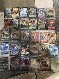 Pokemon TCG V Card Lot 30 Holo/Foil English Sword & Shield Dhelmise Boltund - Image 1
