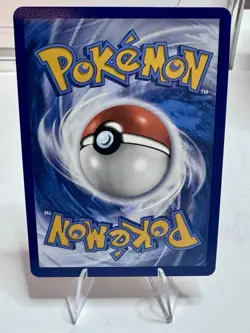 Mew 025/025 Celebrations 2021 Secret Rare Gold Pokemon Card TCG - Image 3