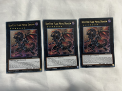 PLAYSETS RED-EYES FLARE METAL DRAGON ULTRA RARE x3 RED-EYES B. DRAGON x3 YUGIOH! - Image 2
