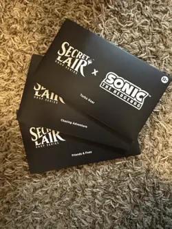 Magic The Gathering Secret Lair x Sonic The Hedgehog Non Foil Super Sonic Bundle - Image 1