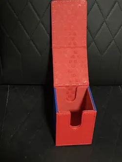 *USED* Magic: The Gathering - Guilds of Ravnica Alcove Flip/Deck Box (Izzet) - Image 5