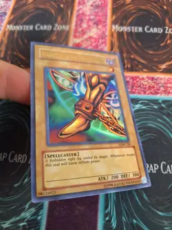 Yugioh Right Leg of the Forbidden One LOB-120 Ultra Rare Unlimited Near Mint - Image 2