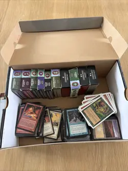 Magic the Gathering 2001-2003 10 Theme Deck Plug and Play 700+ Card Lot (READ) - Image 1