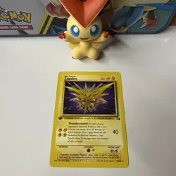 1st Edition Zapdos 30/62 Rare Fossil Pokemon Card - Image 1