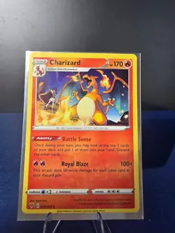 CHARIZARD 025/185 RARE VIVID VOLTAGE POKEMON NEAR MINT - Image 1