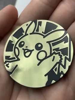 Pokemon Official Collectable Coin - Jumbo - Pikachu- (Gold Mirror) - Image 2