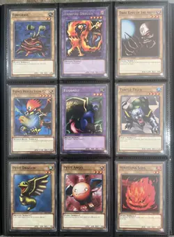 Yu-Gi-Oh TCG 2023 Legend of Blue Eyes Complete Set 25th Anniversary LOB - Image 3