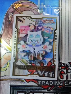 Field Center Card: Yummy Snatchy Artwork Justice Hunters - Image 1