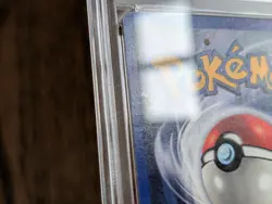 Pokemon - PIKACHU RED CHEEKS) SHADOWLESS Base 58/102 - PSA 6 -staining on back - Image 5
