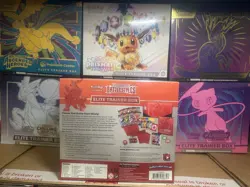 Pokemon TCG: Sword & Shield Battle Styles ETB SEALED - RED Elite Trainer Box - Image 2