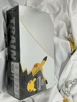 Pokemon TCG Celebrations Ultra-Premium Collection Box English 2021 Sealed - Image 3