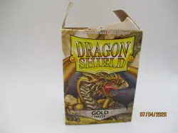 DRAGONSHIELD CARD SLEEVES GOLD STABDARD SIZE MATTE - Image 1