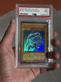 Blue-Eyes White Dragon SDK-001 Starter Deck Kaiba Edition PSA 9 With Holo Bleed - Image 4