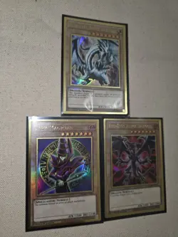 Yu-Gi-Oh Blue-Eyes, Red Eyes And Dark Magician Gold Rare NM - Image 3