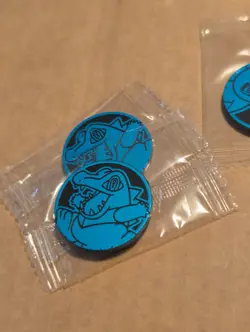 Pokemon Dark Blue Totodile Mini Coin From Chinese Gift Set - Image 1