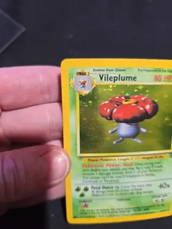 Vileplume 15/64 Holo Rare Jungle Pokemon Unlimited Holo Heavily Played - Image 3