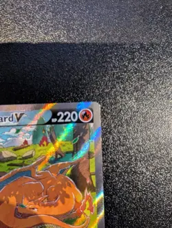 Charizard V Swsh260 Swsh: Sword & Shield Promo Cards Holo - Image 4