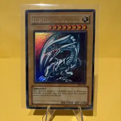 Yugioh Blue-Eyes White Dragon SDK-001 Ultra Rare - Image 1