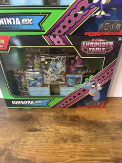 Pokemon Shrouded Fable Greninja & Kingdra Special Illustration Collection Boxes - Image 3