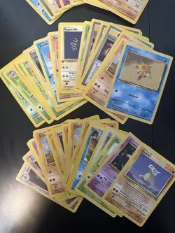 Pokemon TCG - 70 Mixed Card Lot Mixed Languages USED - Image 2