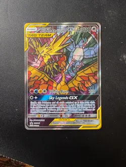 Moltres Zapdos Articuno SM210 2019 Pokemon Black Star Hidden Fates - Image 1