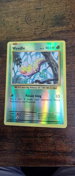 Weedle 5/108 Common Evolutions Pokemon Reverse Holo Near Mint - Image 1