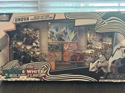 Pokemon TCG Unova Heavy Hitters Premium Collection Box Black & White Bolt Flare - Image 1