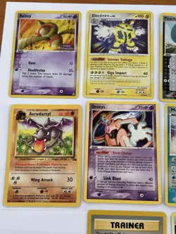 Bundle of 10 Vintage Pokemon Cards - Image 2