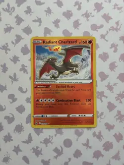 Radiant Charizard SWSH Crown Zenith Radiant Rare Card 020/159 - Image 1