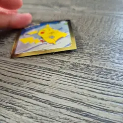 Vintage 1999 Artbox Pokemon R08 Pikachu Gold Sticker Series 1 Prism Holographic - Image 5