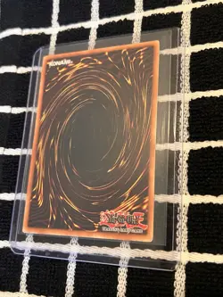 Yu-Gi-Oh! Ultra Rare Holo Elemental HERO Glow Neos STON-EN036 1st Edition - Image 2