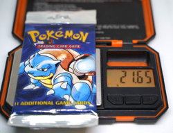 21.65g Pokemon Base Set Booster Pack Unlimited Blastoise WOTC TCG Vintage Sealed - Image 1