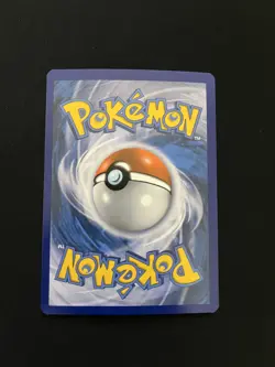 Moltres 22/113 MINT/NM Pokemon Cards Legendary Treasures Holo Rare - Image 2