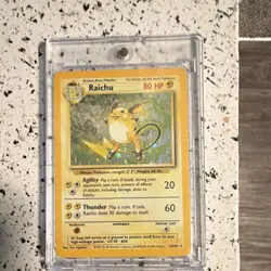 Pokemon Raichu 14/102 Base Set Holo Rare 80 HP Card Wizards of the Coast 1999 - Image 3