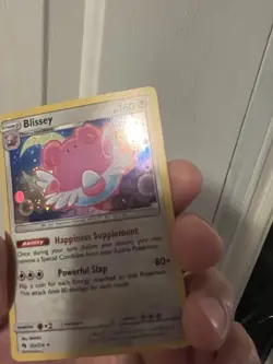 Blissey (Cosmos Holo) 153/214 SM - Lost Thunder Rare Pokemon Card - Image 4