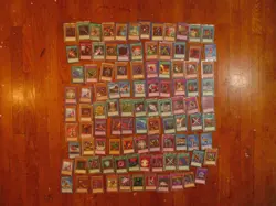 100 YU-GI-OH TRADING CARDS LOT 1st EDITION 1996 KONAMI VINTAGE RARE EXCELLENT - Image 1