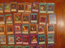 100 YU-GI-OH TRADING CARDS LOT 1st EDITION 1996 KONAMI VINTAGE RARE EXCELLENT - Image 2