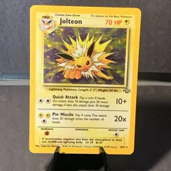 Pokemon TCG Jolteon 4/64 Base Set Unlimited Jungle Holo WOTC VTG 1999 - Image 1
