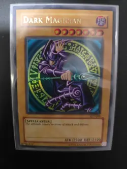 Yugioh - Dark Magician - SDY-006 - Ultra Rare Holo Bleed - Image 1