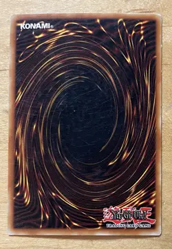 Yugioh Celtic Guardian LOB-007 Unlimited Rare Holo DMG EX-NM - Image 2