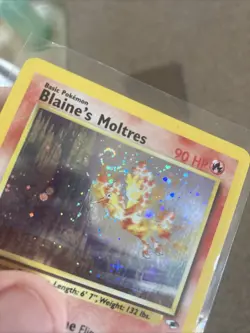 Pokemon Gym Heroes Blaine's Moltres 1/132 - Holo Unlimited MP with SWIRL - Image 2