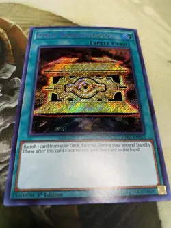 Gold Sarcophagus HISU-EN051 Hidden Summoners 1st Edition Yugioh TCG Card Holo Nm - Image 1